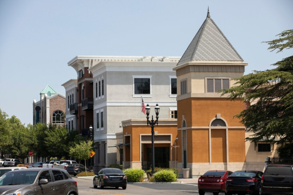 Clovis, CA Car Accident Loans